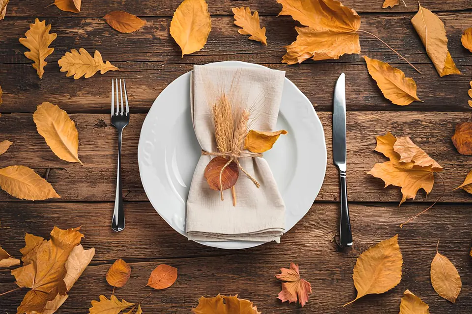 Autunno è arrivato, e con lui un menu ricco di colori e sfumature. Noi siamo pronti ad accogliervi ogni domenica a pranzo per accompagnarvi in un viaggio dentro i profumi e i sapori di questa magnifica stagione.