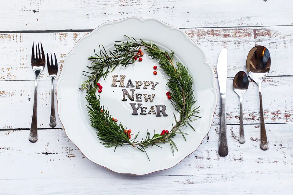 Il primo giorno dell’anno è fatto per celebrare, per stare con le persone che ami e per iniziare il 2026 nel migliore dei modi. Al Camp’s il pranzo del 1º Gennaio 2026 è molto più di un pasto: è un momento di gioia, condivisone e gusto.