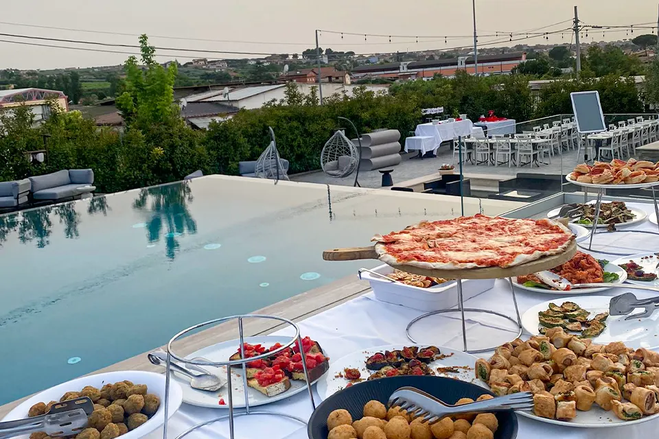 La Laurea è un traguardo importante che merita un evento indimenticabile. Hai dato il massimo, ora è il momento di brindare con chi ami in una location esclusiva ai Castelli Romani!